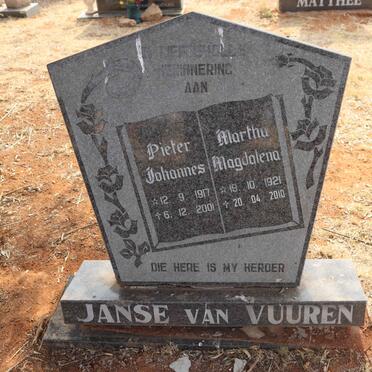VUUREN Pieter Johannes, Janse van 1917-2001 & Martha Magdalena 1921-2010