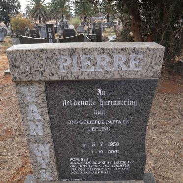 WYK Pierre, van 1950-2001