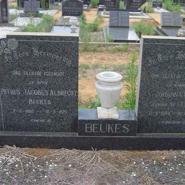 BEUKES Petrus Jacobus Albrecht 1882-1975 &amp; Johanna DE VILLIERS 1884-19?