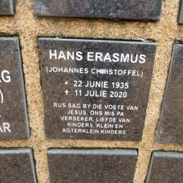Free State, PETRUSBURG, NG Kerk, Muur van herinnering