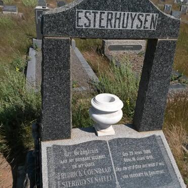 ESTERHUYSEN Fredrick Coenraad 18?8-1946