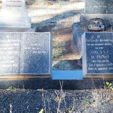PLESSIS Johannes Christiaan, du -1944 &amp; Anna J.S.C. PRETORIUS 1893-1980