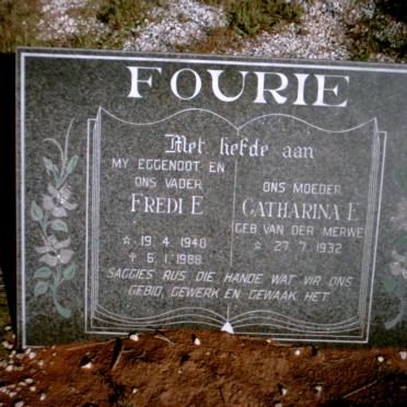 FOURIE Fredi E. 1940-1988 &amp; Catharina E. VAN DER MERWE 1932-