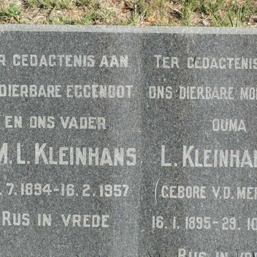 KLEINHANS J.M.L. 1894-1957 &amp; L. V.D. MERWE 1895-1980