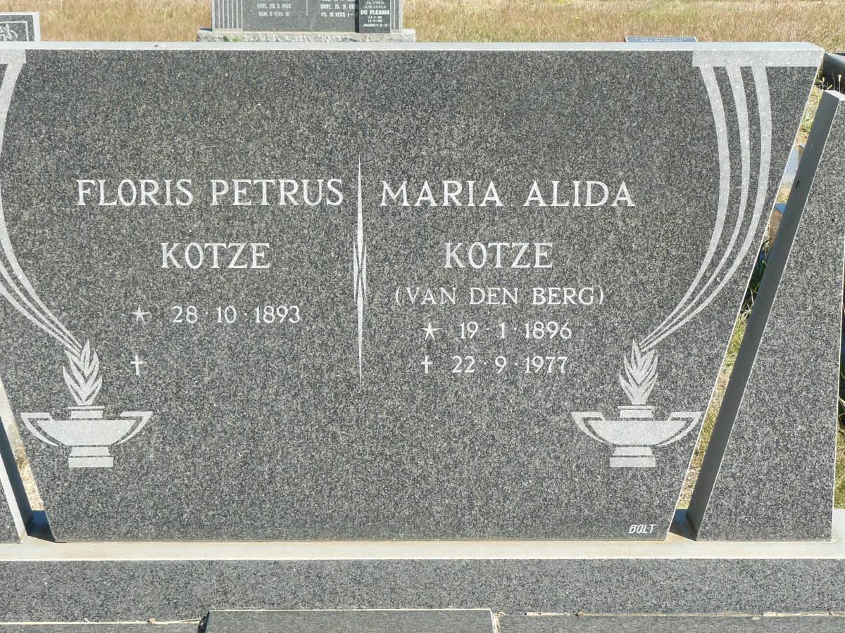 KOTZE Floris Petrus 1893- &amp; Maria Alida VAN DEN BERG 1896-1977