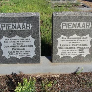 PIENAAR Johannes Jacobus 1904-1969 &amp; Levina Catharina Wilhelmina 1907-1943