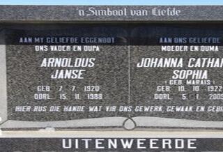 UITENWEERDE Arnoldis Janse 1920-198? &amp; Johanna Catharina Sophia MARAIS 1922-2005