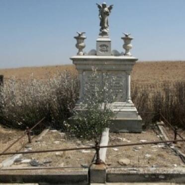 Free State, REITZ district, Roodekraal 112, farm cemetery