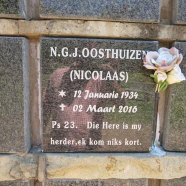OOSTHUIZEN N.G.J. 1934-2016.