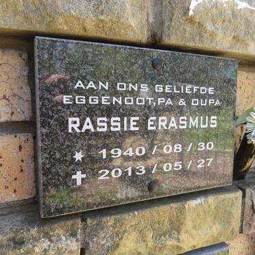 ERASMUS Rassie 1940-2013
