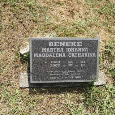BENEKE Martha Johanna Magdalena Catharina 1920-2002