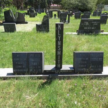 KLYNSMITH Pieter Rudolf Daniel 1912-1991 & Christina Lourens 1912-1992 