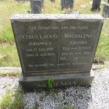 MOOLMAN Petrus Lafras Johannes 1883-1953 & Magdalena Johanna VAN SITTERT 1895-1969