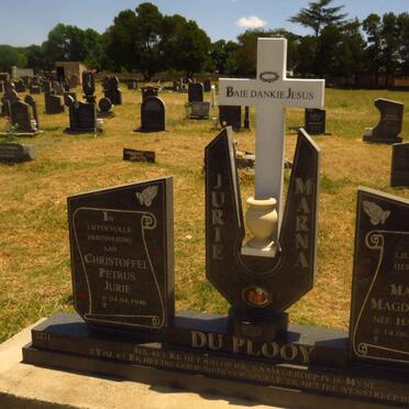 PLOOY Christoffel Petrus Jurie, du 1946- & Maria Magdalena HAYDEN 1952- 