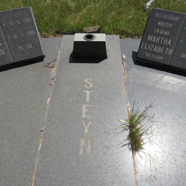 STEYN Petrus Paulus 1905-1985 & Martha Elizabeth TALJAARD 1910-1992 _1