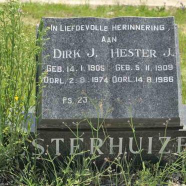 ESTERHUIZEN Dirk J. 1905-1974 &amp; Hester J. 1909-1986