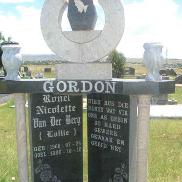 GORDON Ronel Nicolette Van der Berg 1968-1996