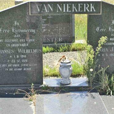 NIEKERK Johannes Wilhelmus 1910-1978 &amp; Maria Jacoba S. CRONJE 1917-