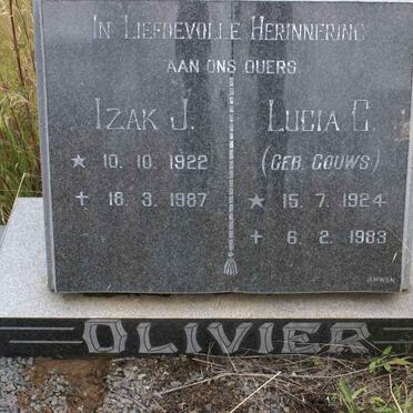 OLIVIER Izak J. 1922-1987 &amp; Lucia C. GOUWS 1924-1983