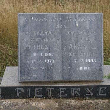 PIETERSE Petrus J. 1887-1973 &amp; Anna E. SMITH 1893-1979