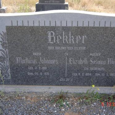 BEKKER Marthinus Johannes 1881-1974 &amp; Elizabeth Susanna Maria DIEDERICKS 1884-1963