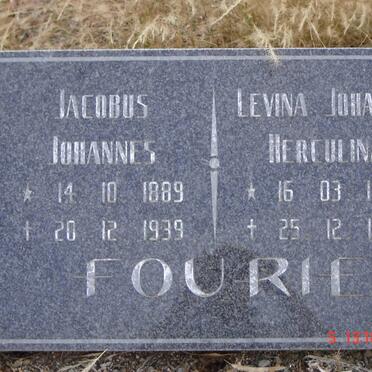 FOURIE Jacobus Johannes 1889-1939 &amp; Levina Johanna Herculina 1892-1986