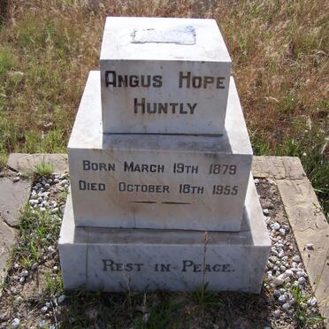 HUNTLY Angus Hope 1879-1955