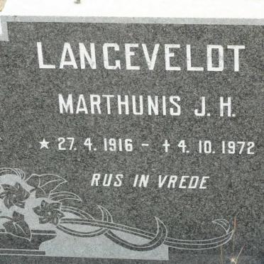 LANGEVELDT Marthunis J.H. 1916-1972 &amp; Wilhelmina H. 1912