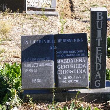 BUITENDAG Matthys Jacobus 1917-1988 &amp; Magdalena Gertruida Christina 1927-2011 