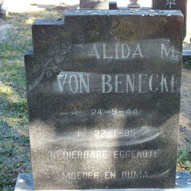 BENECKE Alida M., von 1944-1995