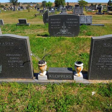 KLOPPERS Johannes David 1907-1988 &amp; Jacoba Johanna BOOYSEN 1910-2001