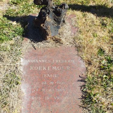 KOEKEMOER Johannes Frederik 1939-1989