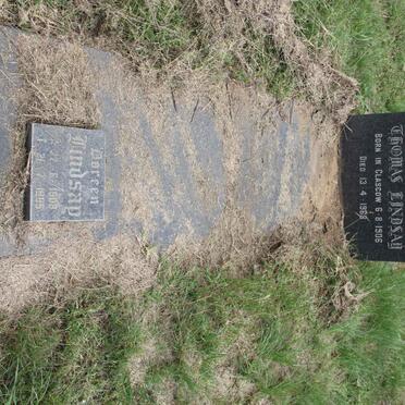 LINDSAY Thomas 1906-1968 &amp; Doreen 1908-1985