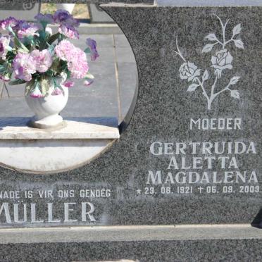 MÜLLER Petrus Willem Ernst 1917-1989 &amp; Gertruida Aletta Magdalena 1921-2003