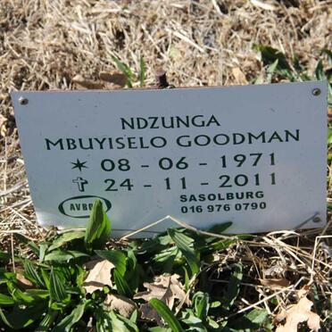 NDZUNGA Mbuyiselo Goodman 1971-2011