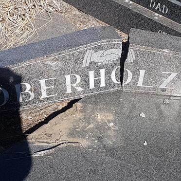 OBERHOLZER Jacob Johannes 1930-1986 &amp; Martha Jacoba 1932-