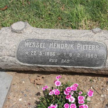PIETERS Wessel Hendrik 1886-1968 &amp; Alida Maria 1887-1967