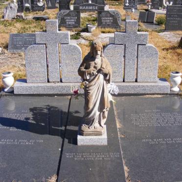 QUINTAL Joao, de 1907-1994 &amp; Julia DE NOBREGA 1908-1991
