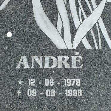 ROUX Fienie, le 1940-2002 :: LE ROUX Andrè 1978-1998