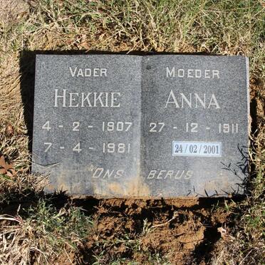 ? Hekkie 1907-1981 &amp; Anna 1911-2001
