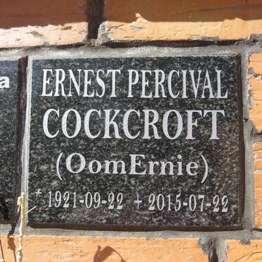 COCKROFT Ernest Percival 1921-2015 &amp; Daphne Matilda 1923-2003