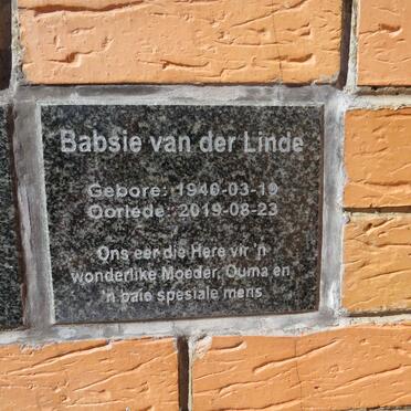 LINDE Chris, van der 1931-2008 &amp; Babsie 1940-2018