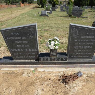 BERTRAM Johannes Theodorus 1912-1999 &amp; Hester Sophia VAN DER LINDE 1920-1998