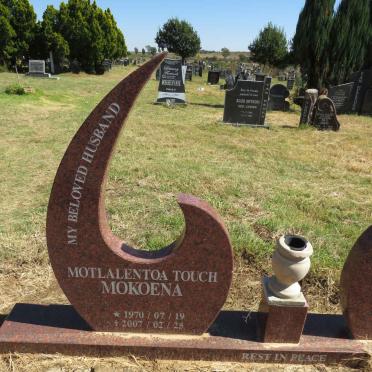 MOKOENA Motlalentoa Touch 1970-2007