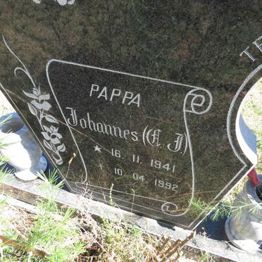 PIETERSE Johannes C.J. 1941-1992 &amp; Johanna F.S. 1942- _2