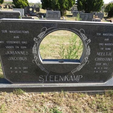 STEENKAMP Johannes Jacobus 1907-1992 &amp; Neeltje Christina NEL 1915-2001