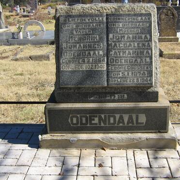 ODENDAAL Hendrik Johannes 1964-1946 &amp; Johanna Magdalena Catharina GOOSSENS 1874-1944