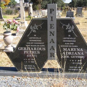 PIENAAR Gerhardus Petrus 1914-1990 &amp; Maryna Adriana GEYSER 1919-2004