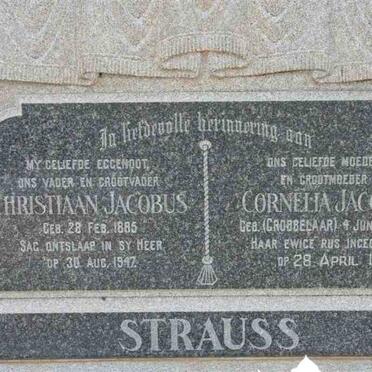 STRAUSS Christiaan Jacobus 1885-1947 &amp; Cornelia Jacoba GROBBELAAR 1891-1965