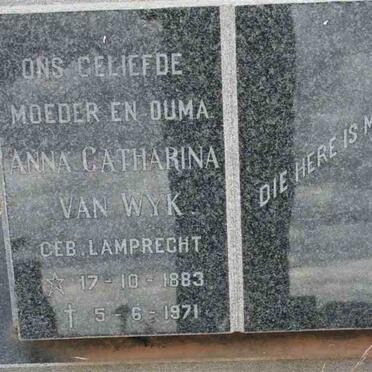 WYK Anna Catharina, van nee LAMPRECHT 1883-1971